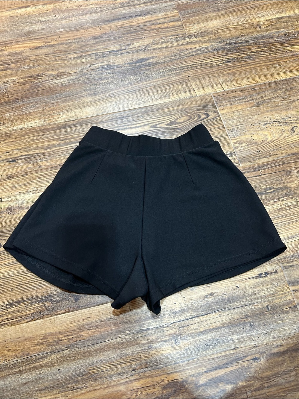 New Mix Black Flared Skort with Silver Ring Accent - Picture 4 of 6